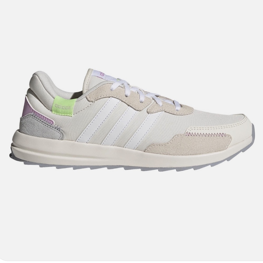 BNIB Adidas Retrorun Women’s Shoes 8 “chalk white”